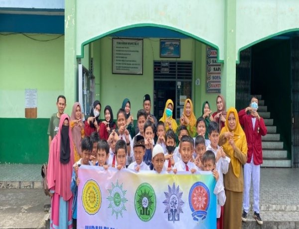 HEALTH EDUCATION AND MENTAL SUPPORT PRE-CIRCUMCISION  FOR ELEMENTARY SCHOOL OF MUHAMMADIYAH STUDENTS  BASED ON 'AISYIYAH HEALTH MOVEMENT (Hibah RisetMu Batch VI Tahun 2023)